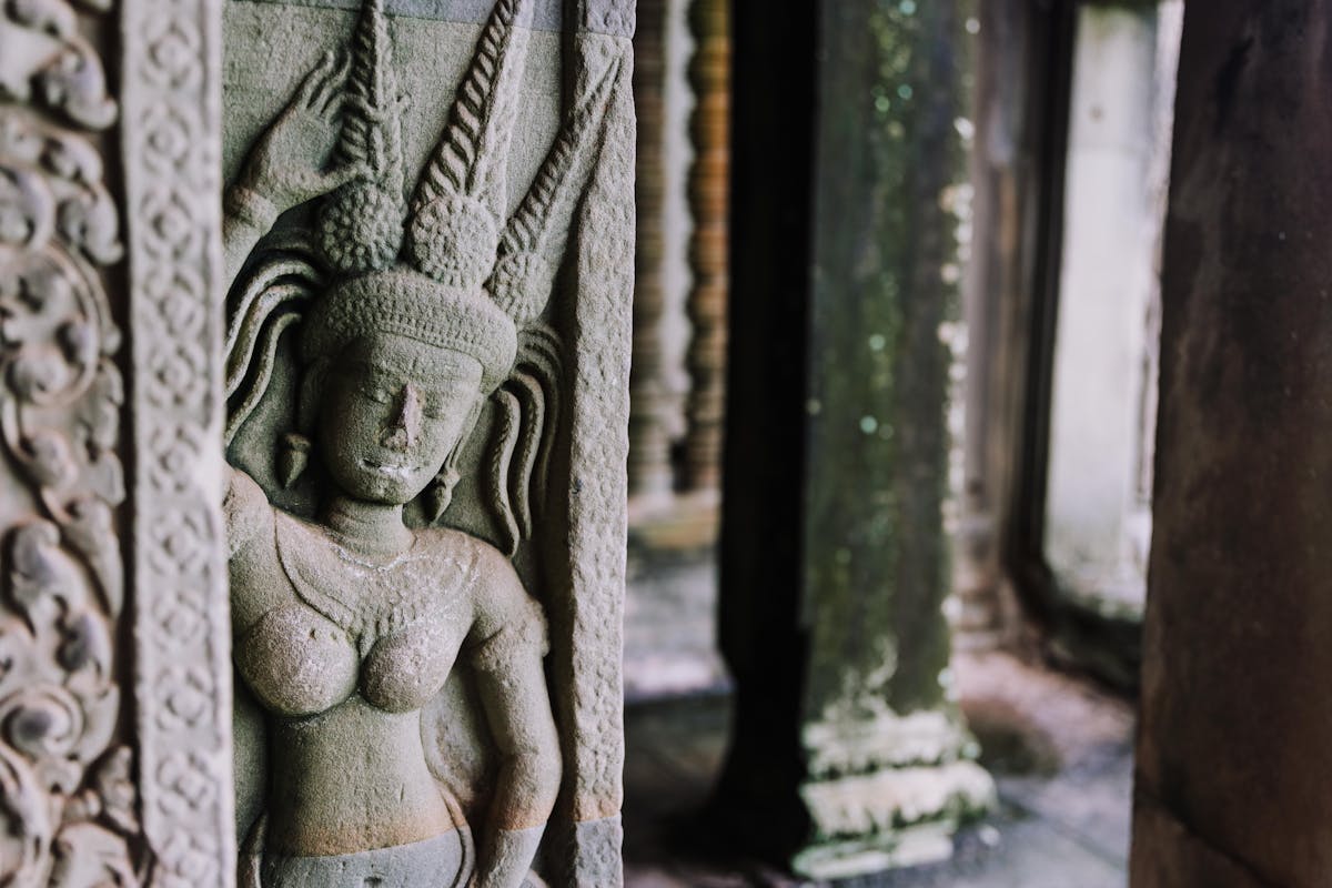 Apsara, Angkor Wat - Laos Cambodia Itinerary