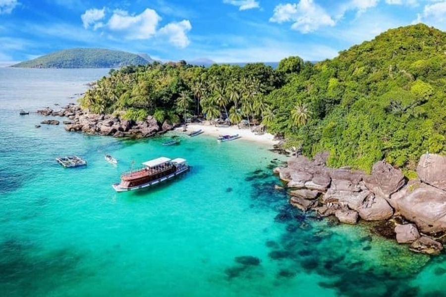 Con Dao Archipelago - A Vietnam Diving Site