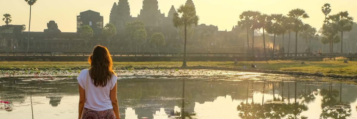 Sunrise at Angkor wat - Laos Cambodia Trips