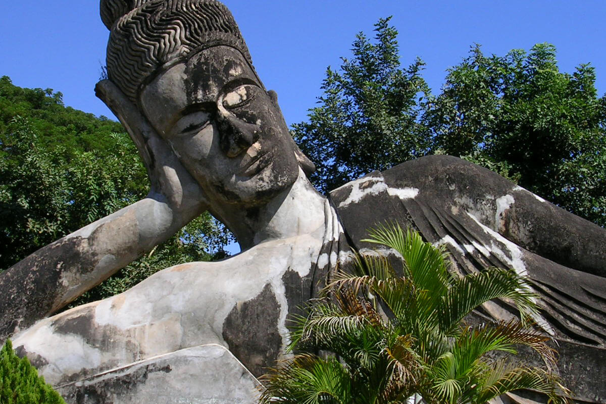 Xieng Khuan - Laos Trips