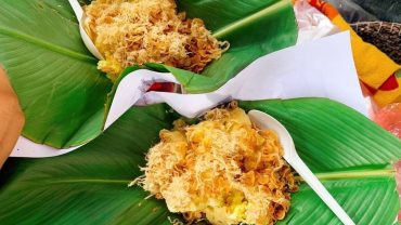 Xôi - a classic breakfast dish in vietnam