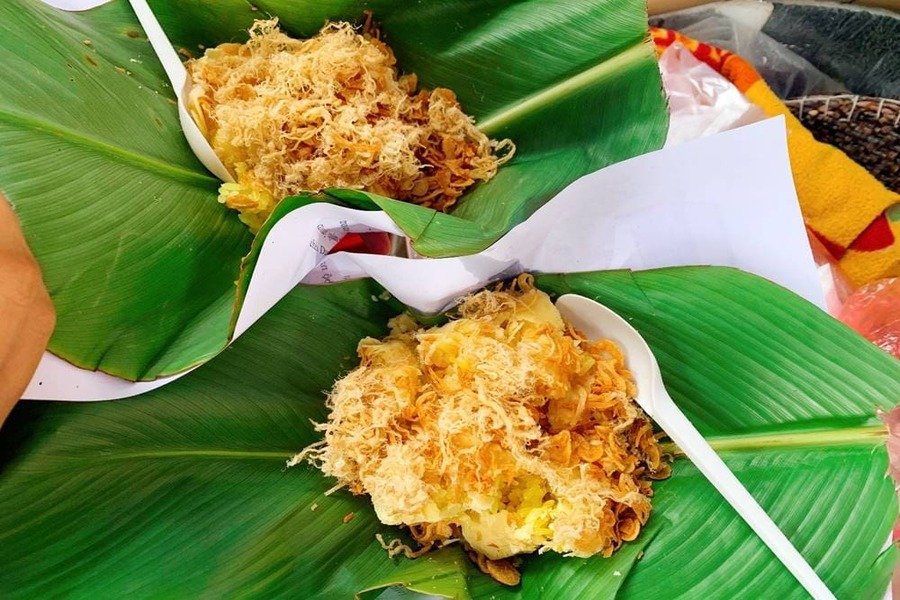 Xôi - a classic breakfast dish in vietnam
