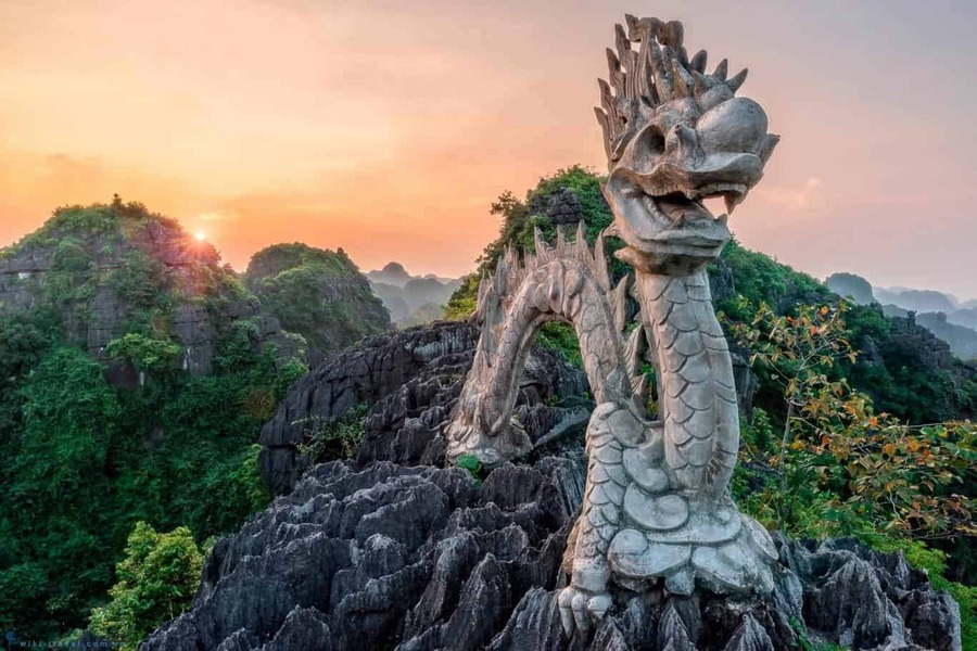 mua cave - Ninh Binh Travel Guide
