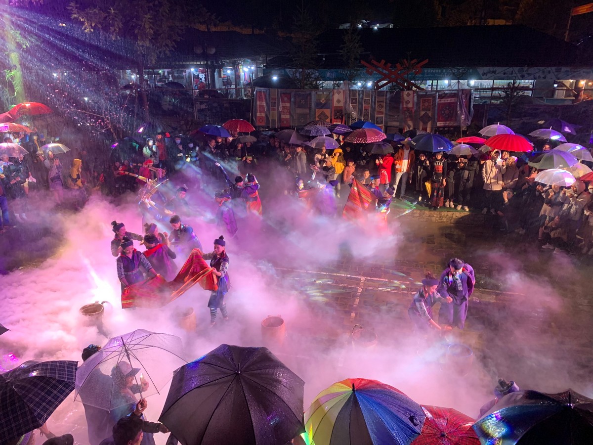 What to Do in Sapa at Night: Top 7 Experiences You Can’t Miss