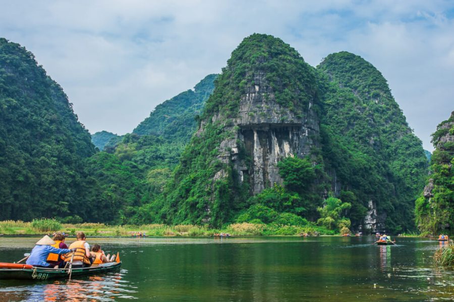 vietnam unveiled 9 days tour in hoi an town