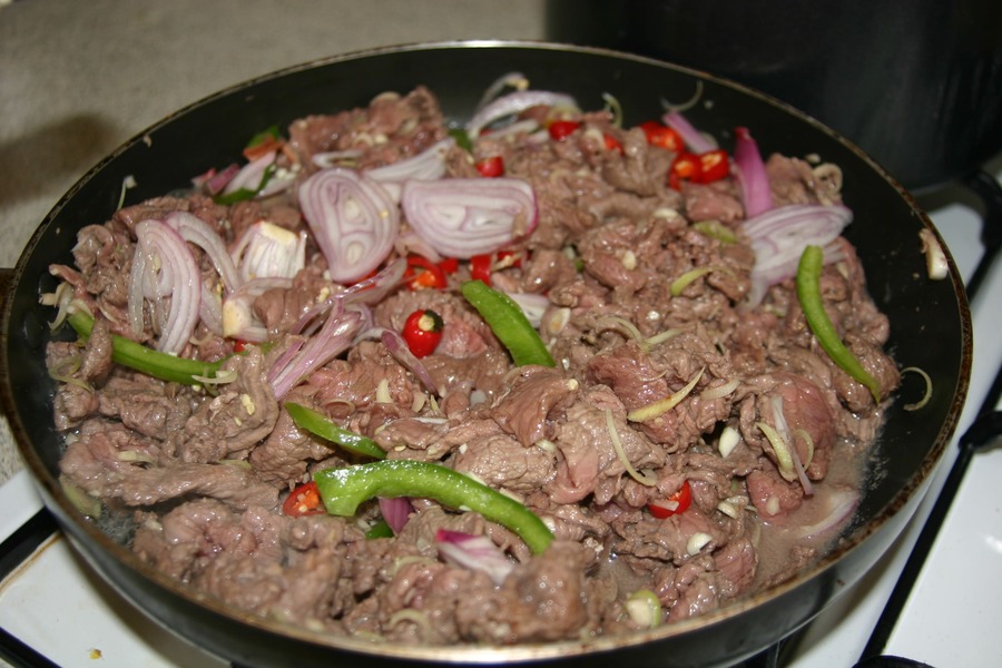 highlight of Cambodian Foods and Drinks