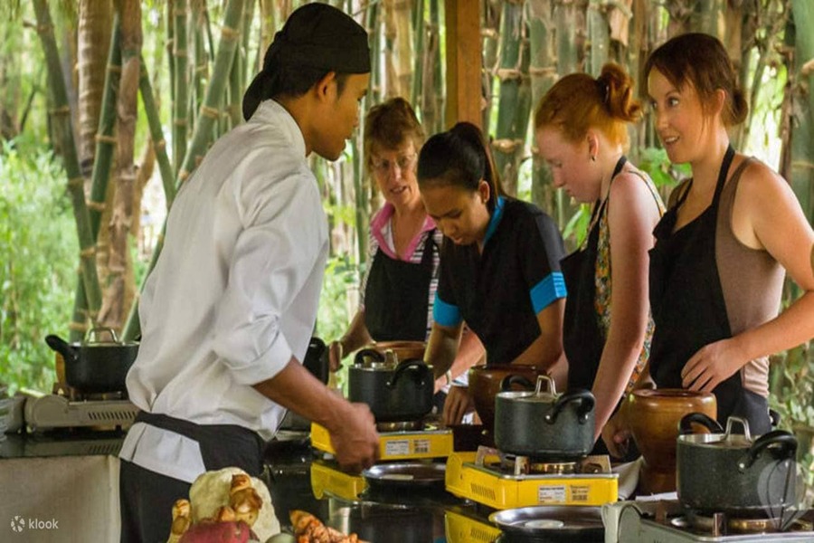 joyful Phnom Penh Cooking Classes