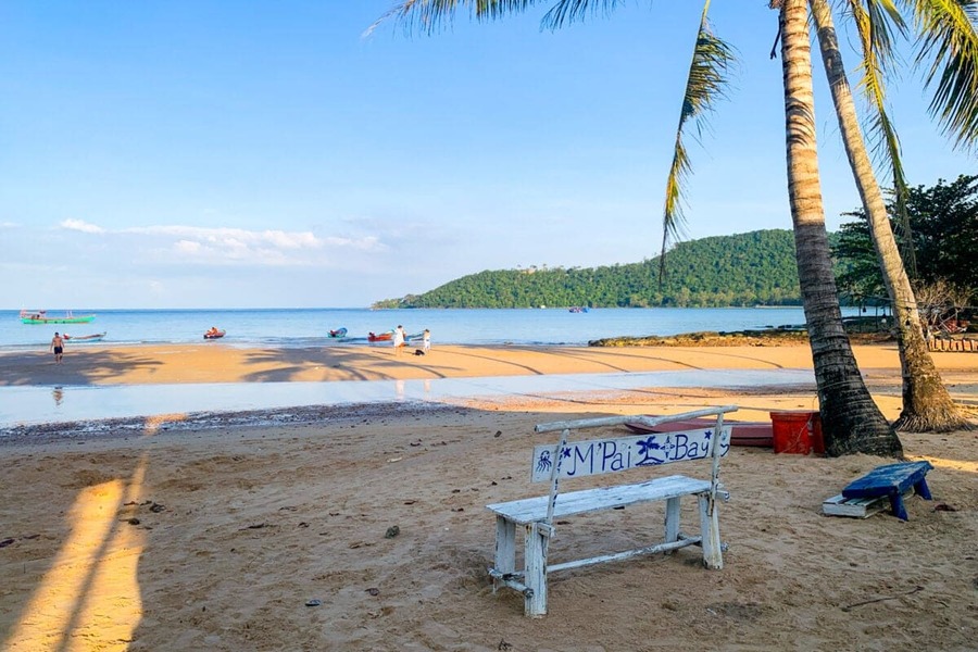 pay a visit to M’Pai Bay in cambodia