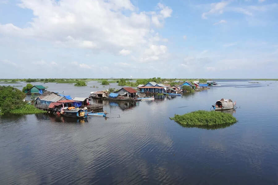 visit Tonle Sap Lake