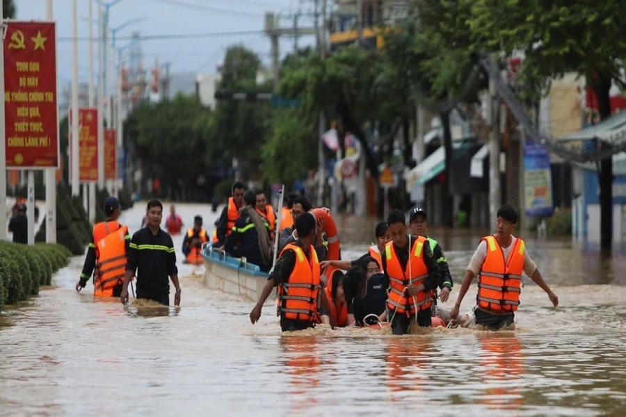 verified information about vietnam flood 2025