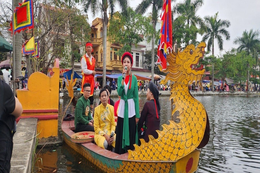 tradditional Vietnam Festivals