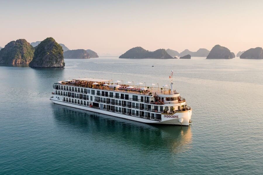 Indochine Cruise – Classic Elegance on Halong Bay